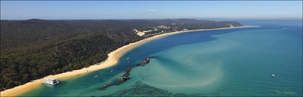 Tangalooma Wrecks - Moreton Island - QLD (PBH4 00 17647)